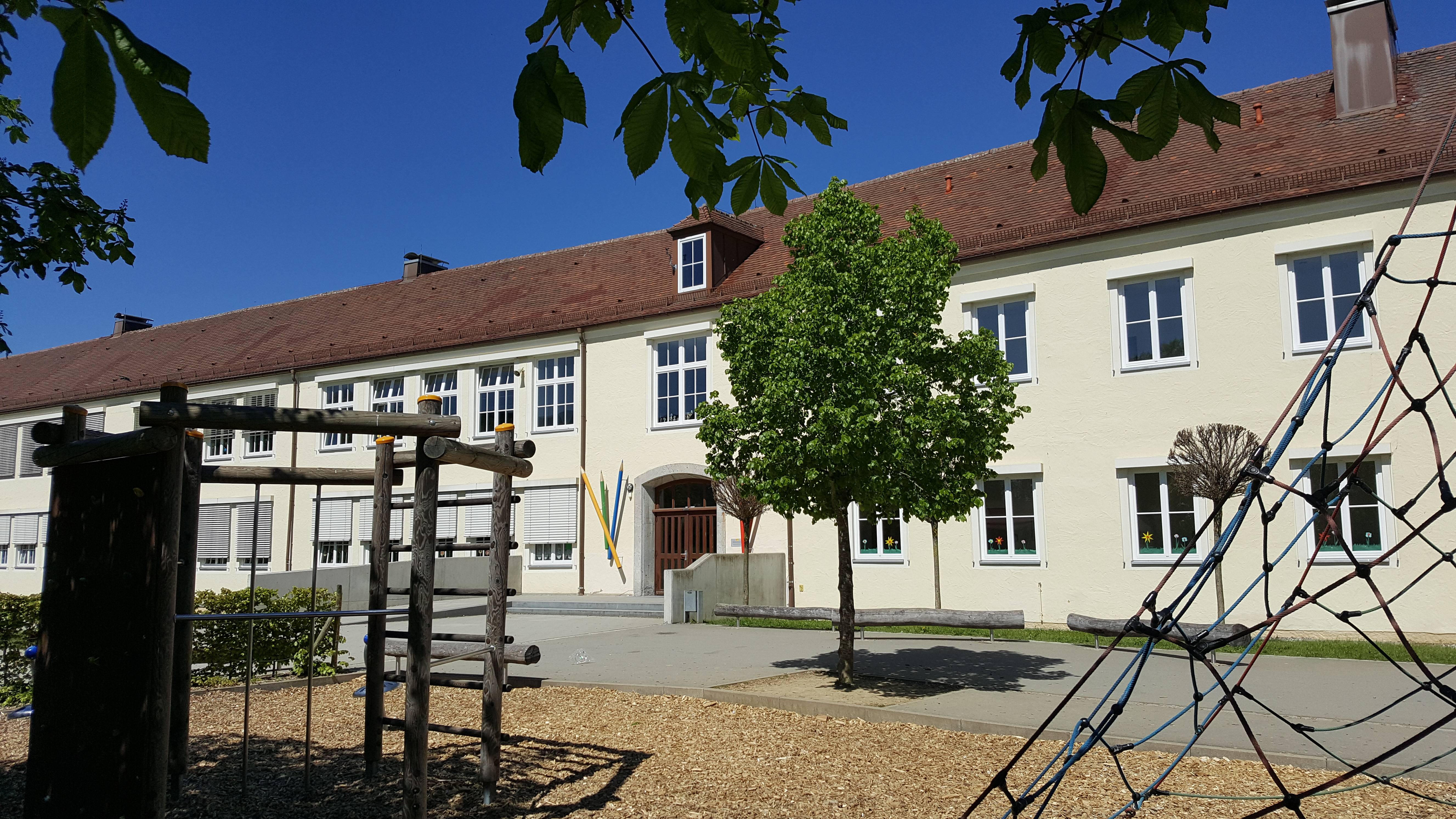  Grundschule Ochsenhausen 